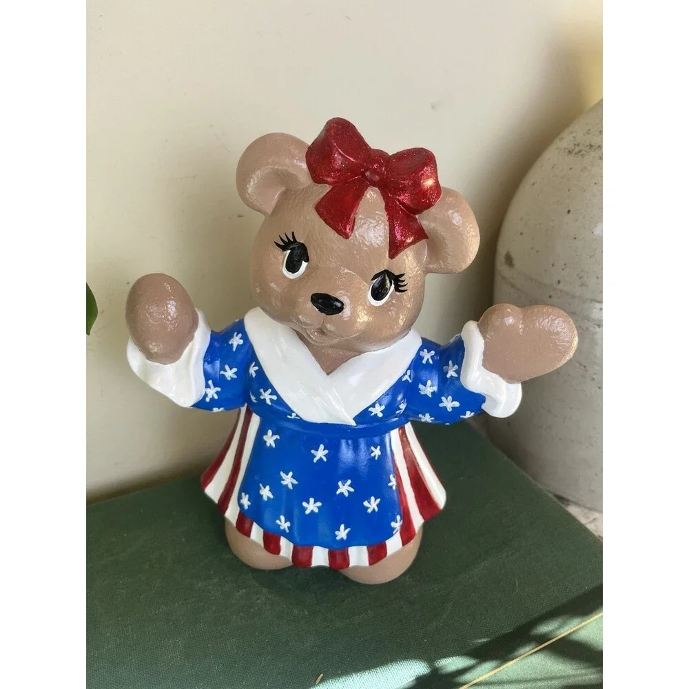 Vintage Ceramic Mold 9" Adorable Hand Painted Mrs USA Patriotic Bear / USA - Picture 5 of 7